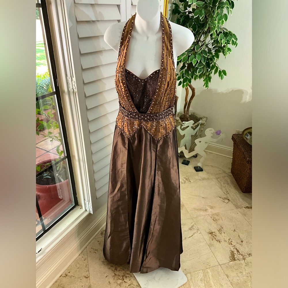 NWT Vintage Formal Beaded Gown by Interlude In Brown & Gold Size M Stunning! USA